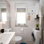 Modern Luka In Apartment *