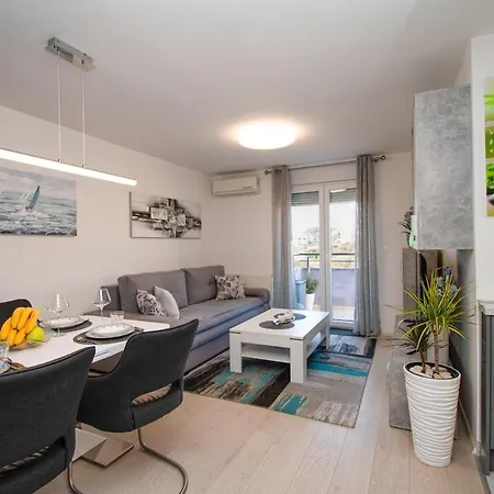 Modern Luka In Apartament *